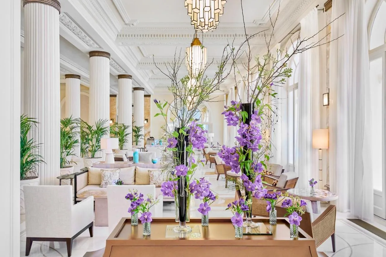 *****  Carlton Cannes, A Regent Hotel France