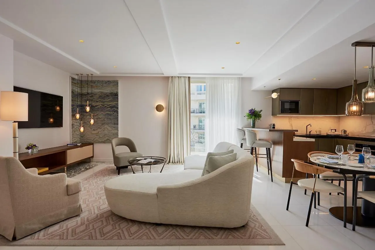 Carlton Cannes, A Regent Hotel