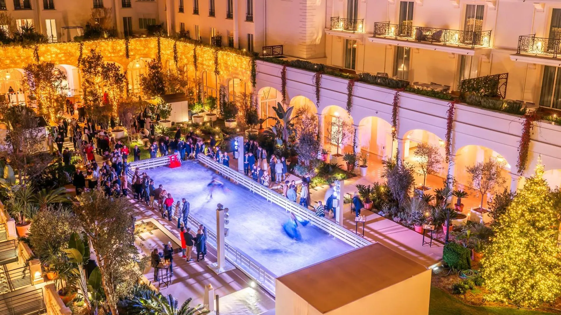 Carlton Cannes, A Regent Hotel