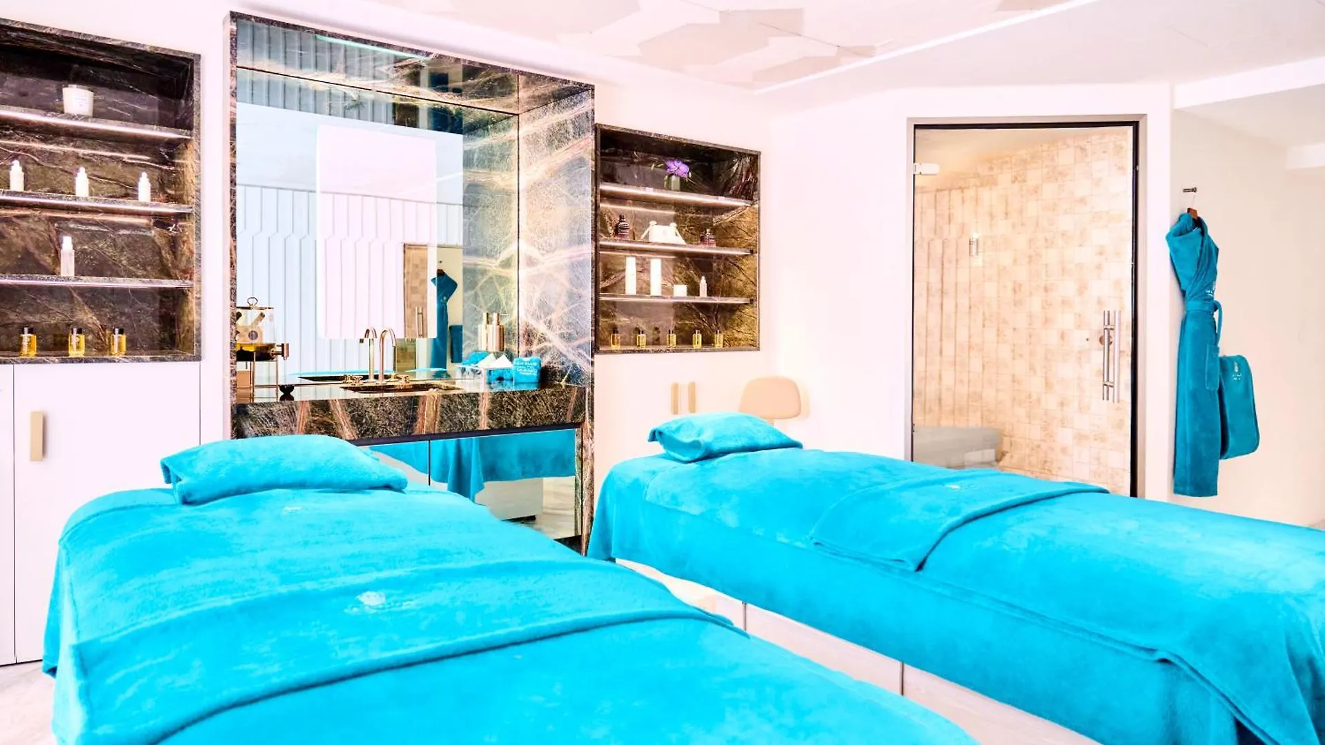 Carlton Cannes, A Regent Hotel Γαλλία