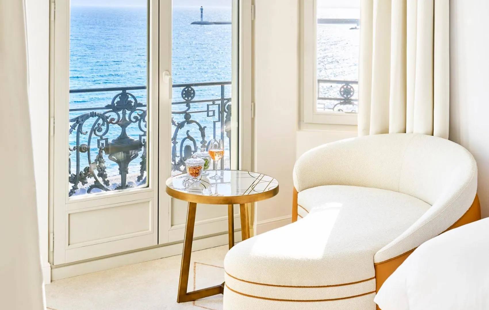 Carlton Cannes, A Regent Hotel 5*, Cannes Fransa