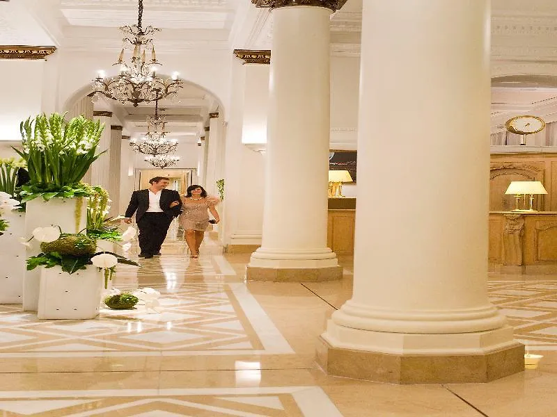 Carlton Cannes, A Regent Hotel Γαλλία